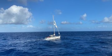 Vessel with 27 persons on board rescued