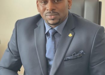 Nightlife business hours to scale back to 11 pm.