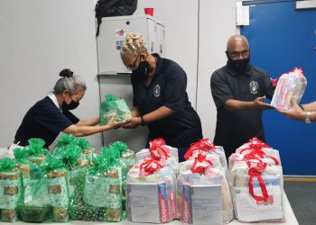 Tzu Chi donates 179 food packages to prison, Miss Lalie Center
