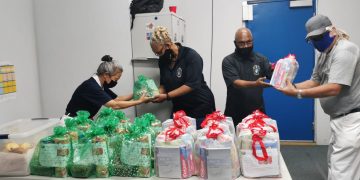 Tzu Chi donates 179 food packages to prison, Miss Lalie Center