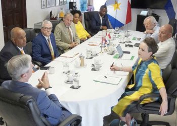 SABA se reúne con Van Huffelen y hablan de la pobreza, el alto costo de la vida y los malos servicios bancarios