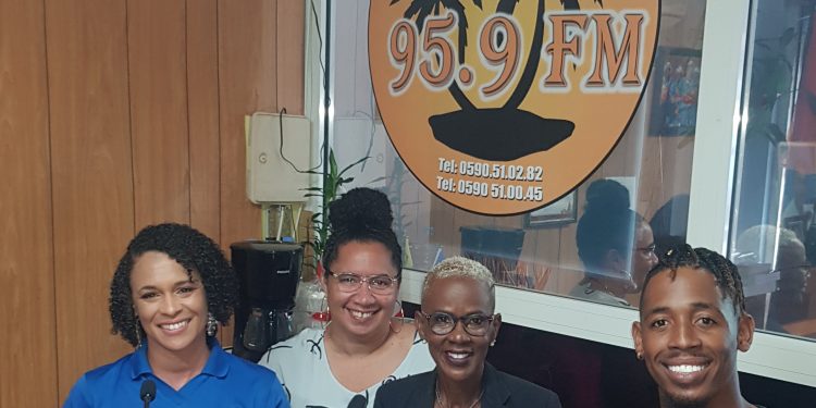 Flow marca el Día del Internet Seguro