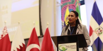 Grisha repasa las reuniones constructivas del Parlatino