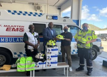 El Departamento de Ambulancias del Ministerio de Salud Pública,  Desarrollo Social y Trabajo reciben donaciones de la Fundación Björn Steiger