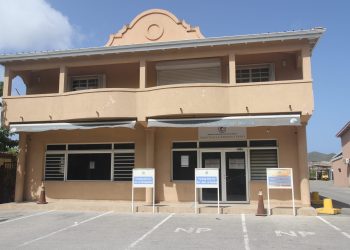 El juzgado de primera instancia rechaza pedido de suspensión de orden de expulsión