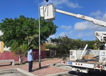 NV GEBE intensifica su programa de mantenimiento de luces públicas