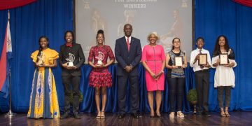 Discurso de apertura del Premio de la juventud del gobernador a la excelencia