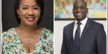 La Primera Ministra Jacobs anuncia la renuncia del ministro del TEATT; El Ministro Roger Lawrence se dirige al público