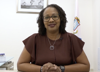 La Primera Ministra Jacobs encabeza la encuesta de reforma electoral Primeros pasos dados en el movimiento de construcción nacional