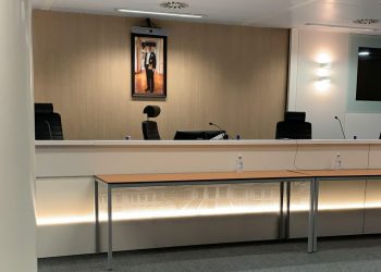 Police officer involved in Marnix College case convicted