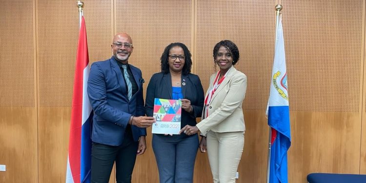 SER Sint Maarten presenta el Informe Anual 2021 a la Primera Ministra S. Jacobs