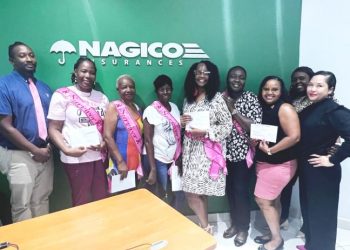 Las sobrevivientes del cáncer de mama, hacen una visita de cortesía a a la oficina de Nagico