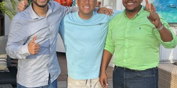 El Dr. Lee se ofrece a ayudar a abordar el desafío de los animales callejeros