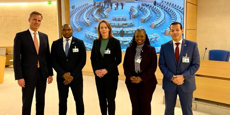 Sint Maarten defiende historial de derechos humanos