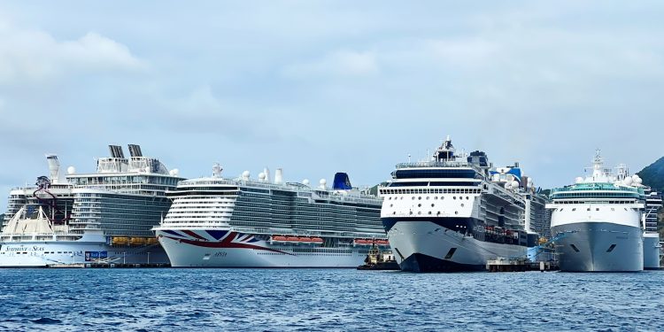 Destination dió la bienvenida a 30,349 pasajeros y tripulantes el martes. Arvia, Símbolo del Optimismo realiza Recalada Inaugural