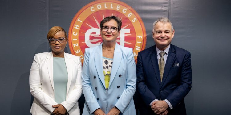 Cft: “Giro hacia superávits a largo plazo máxima prioridad”