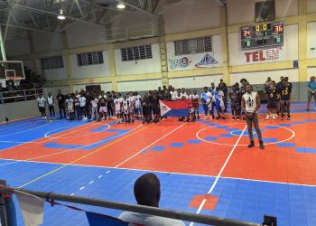 U13 debuta con juego cerrado