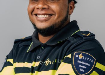 La Fuerza de Policía del Caribe Holandés recuerda al agente cadete, Jonathan Teodora