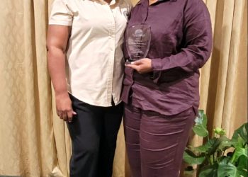 La Ministra Anna E. Richardson honrada como la primera mujer Ministra de Justicia