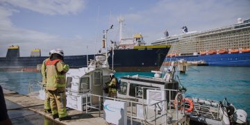 Los servicios de emergencia y el personal de PSG concluyen un ejercicio de seguridad marítima en vivo a gran escala