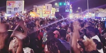 Miles de personas inundaron las calles para el exitoso Causeway Jump-Up