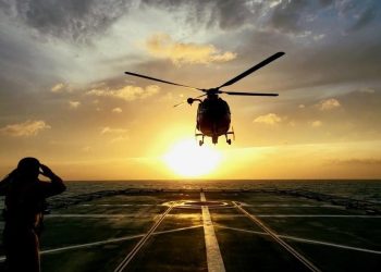 HNLMS Holanda interceptó droga en el Mar Caribe