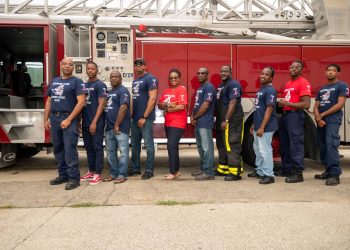 La Primera Ministra celebra la semana de los bomberos