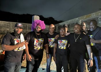 El carnaval comenzó en Middle Region en Da BiG BaD XP’s Backyard Jam Session II