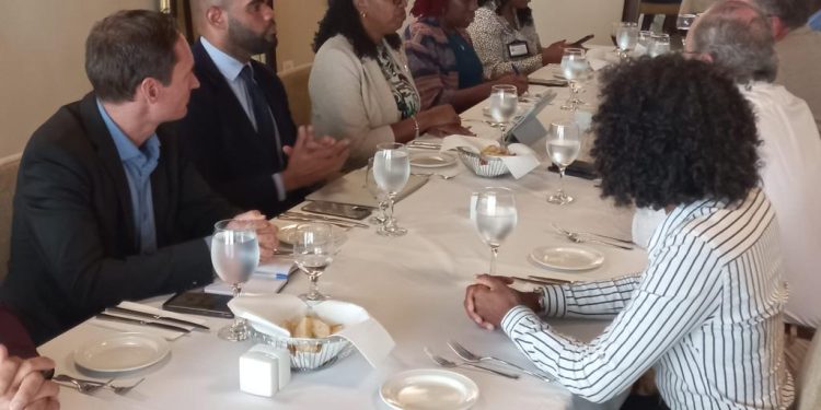 La Primera Ministra organiza una reunión bilateral con la firma del Tratado de San Martín y el cierre de calles el viernes