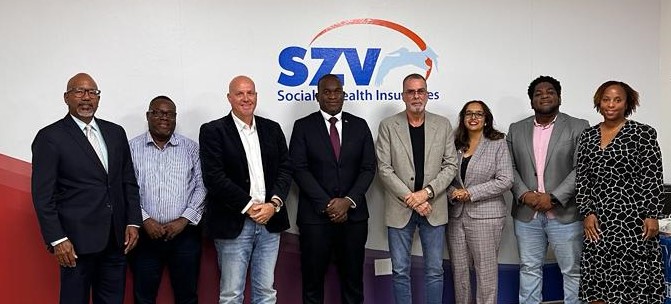 Su Excelencia el Gobernador Ajamu Baly visita SZV