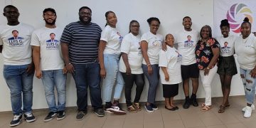 Luis Hurtault lanza candidatura con rotundo apoyo comunitario