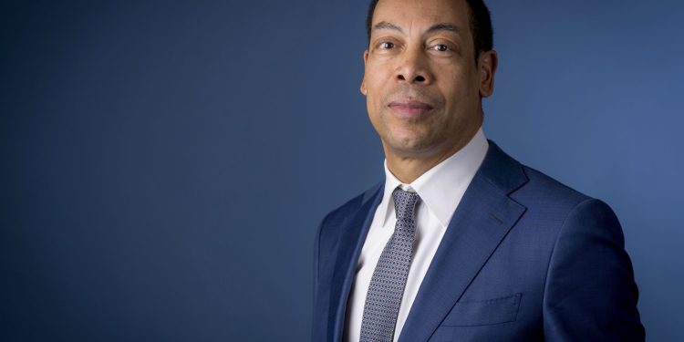 Ministro Franc Weerwind para la Protección Legal visitará Bonaire, Aruba y Curaçao