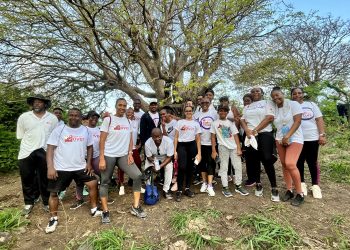 Primera caminata por la salud, del personal de FirstCaribbean