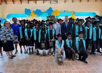 Graduación de anfitrión de MGDW con gran estilo