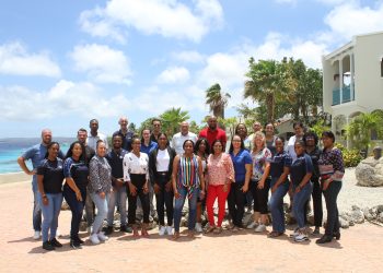 Curso de formación de dos días sobre ‘Trata de personas/tráfico de personas’ para la cadena de inmigración en el Caribe Neerlandés