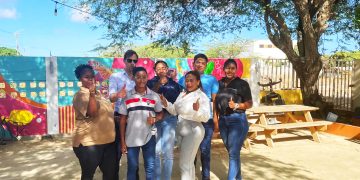 Mejor cooperación y atención de calidad para jóvenes Caribe Neerlandés a través de acuerdos administrativos