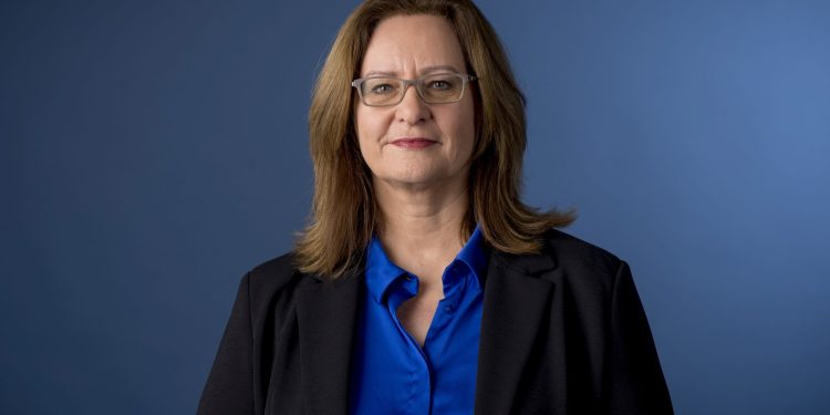 La Secretaria de Estado de Finanzas, Aukje de Vries, visita Aruba, Bonaire, Curazao y St. Maarten