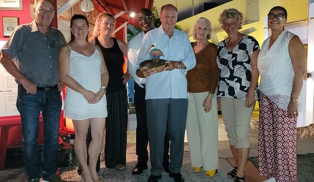 Jan Beaujon se retira como presidente de la junta de Nature Foundation