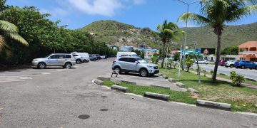 Dos sospechosos arrestados por intento de robo en la parte trasera de la estación de policía en Philipsburg