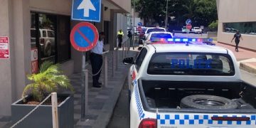 Multan a varios conductores por estacionarse inadecuadamente