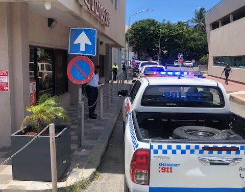 Multan a varios conductores por estacionarse inadecuadamente