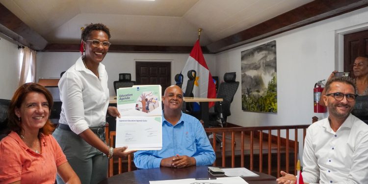 Acuerdos con Bonaire y Saba para seguir mejorando la educación