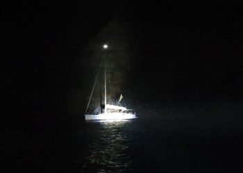 Guardacostas asistieron a un velero en Saba