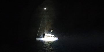 Guardacostas asistieron a un velero en Saba