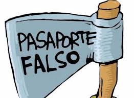 Las autoridades de inmigración detienen a una pasajera con documentos de viaje falsos