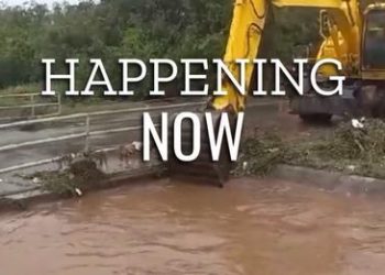 Ministerio de VROMI Ocupado limpiando las calles