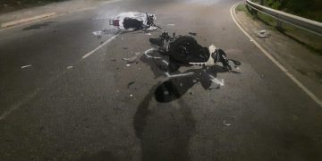 Grave accidente de scooter en A.J.C. Brouwers Road