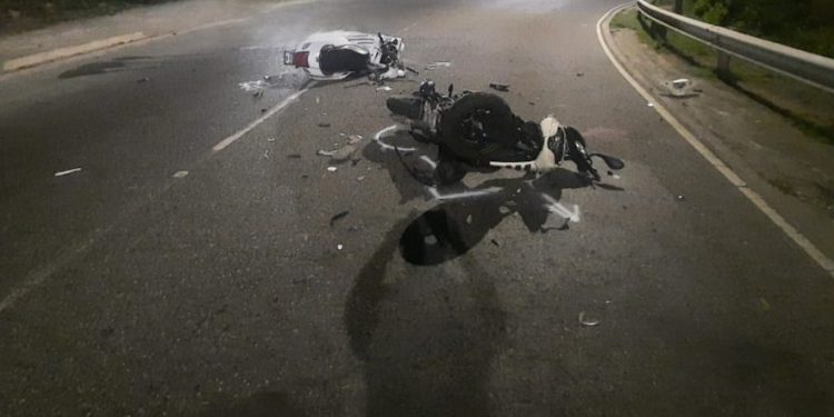 Grave accidente de scooter en A.J.C. Brouwers Road