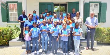 Estudiantes recorren Courthouse en preparación para cortometraje