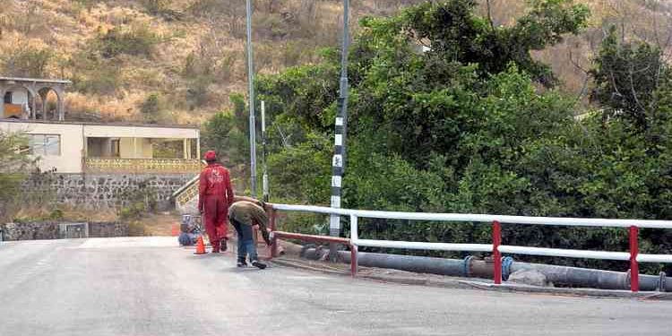 Cierre temporal del Puente Prins Bernhard